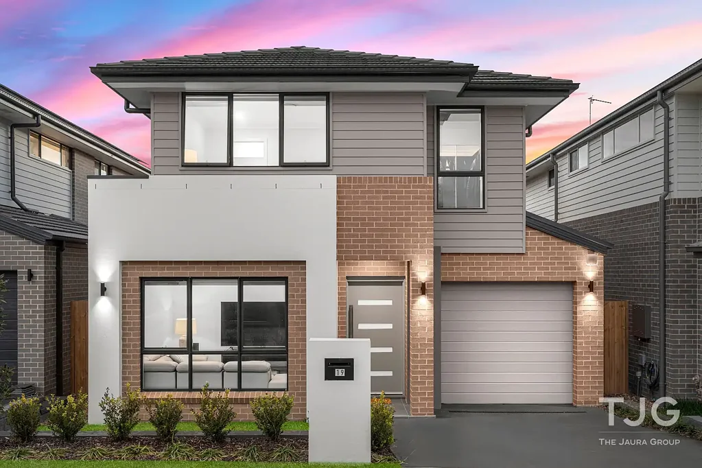 19 Gulgong Crescent, Rouse Hill, NSW 2155