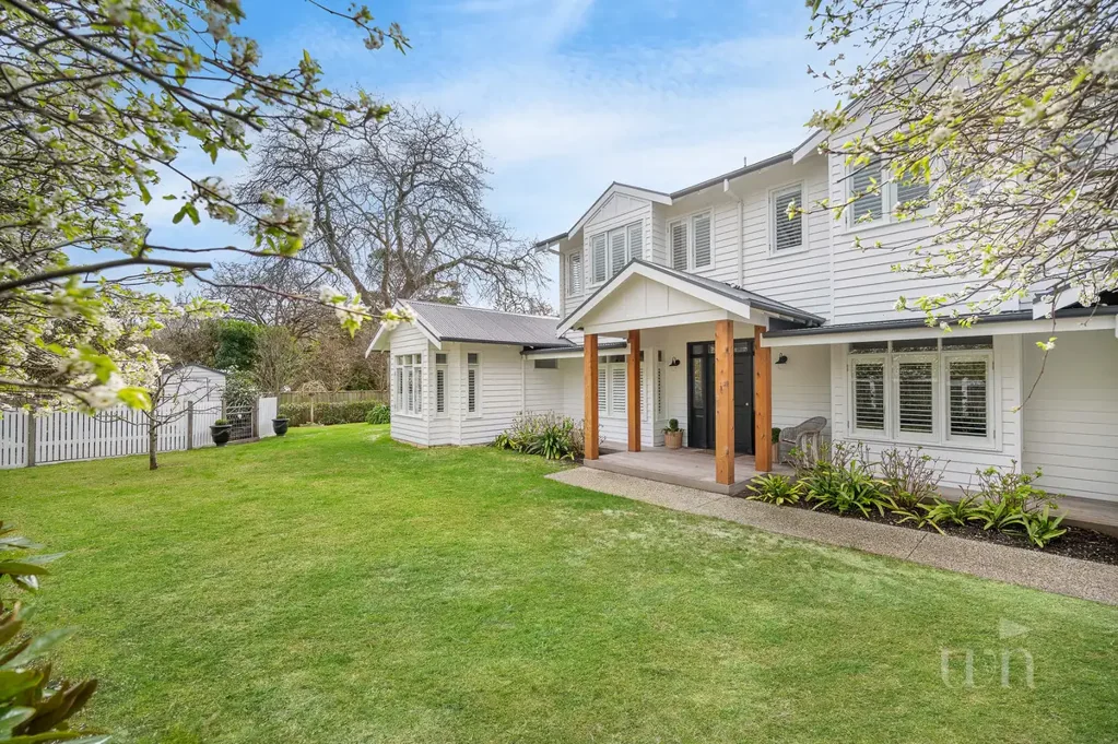 13 Avoca Avenue, Mount Martha, VIC 3934