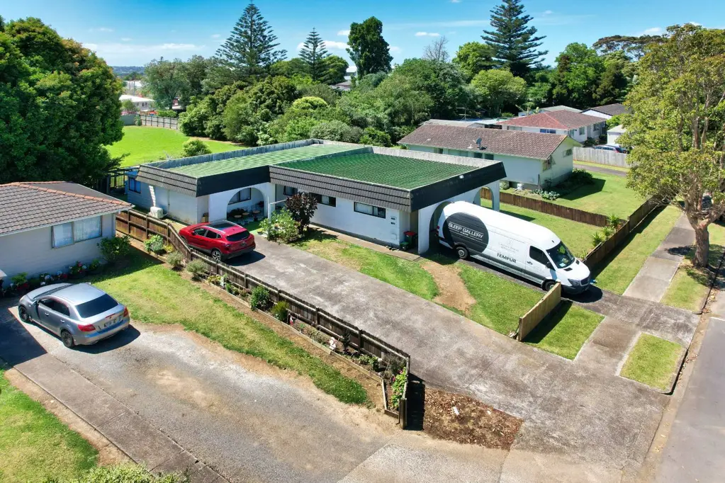 Mangere 3chambre Urgent! Must SOLD this week! Mixed Housing Suburban zone