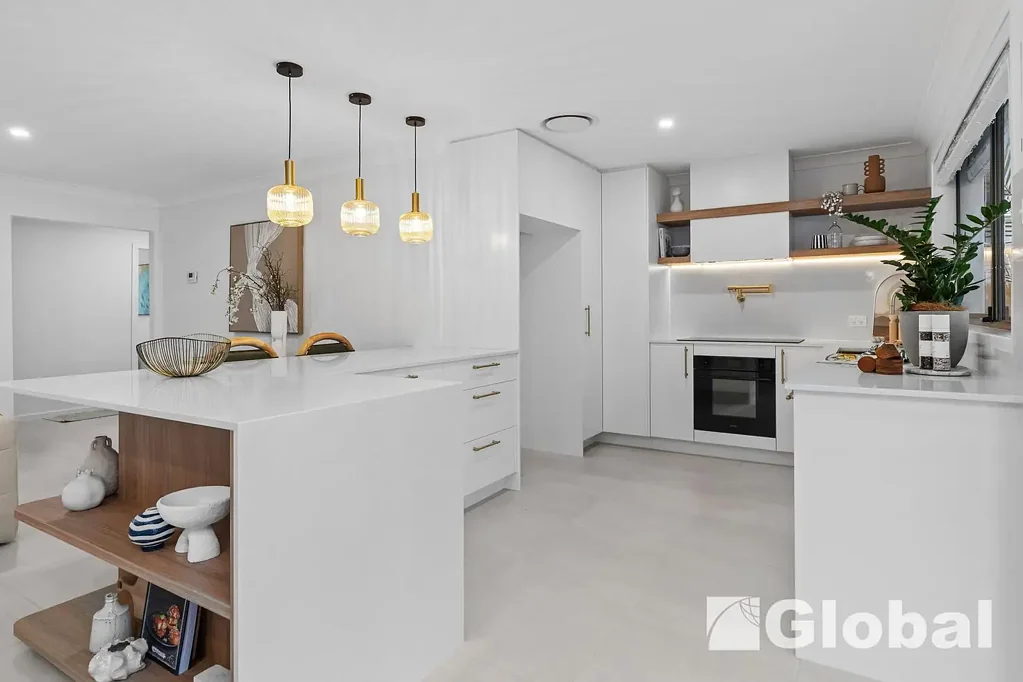 4 Andra Close, Belmont, NSW 2280