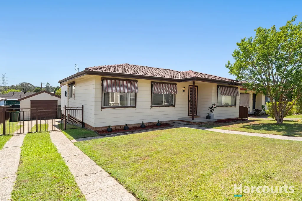 17 Argyll Crescent, Edgeworth, NSW 2285
