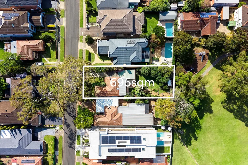 Ryde 4બેડરૂમ Premium 696sqm bordering Putney