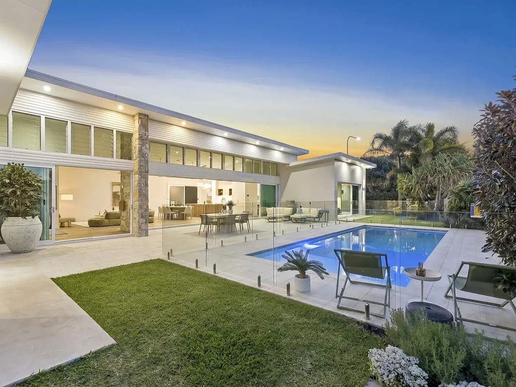 Kingscliff 4房  Stunning balance of Privacy, Space, Light and Lifestyle