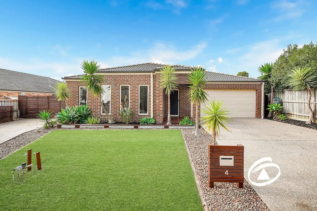 4 Chamberlain Street, Cranbourne East, VIC 3977