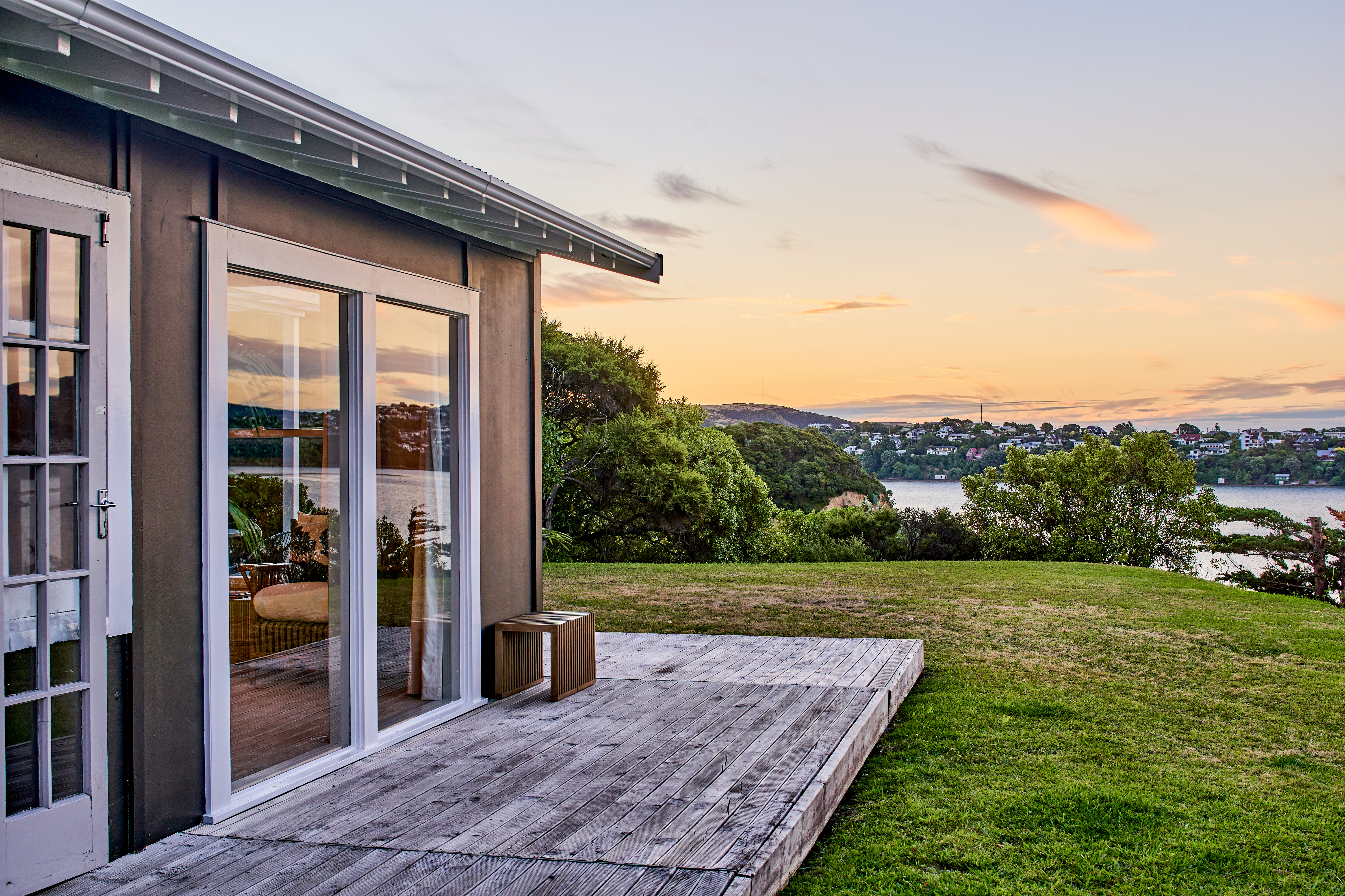 300a Paremata Road, Whitby, Porirua, 5 Bedrooms, 0 Bathrooms