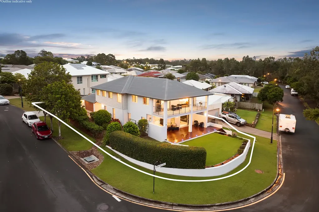 Coomera 4Kwarto Elevated Family Living in an Unsurpassed Location