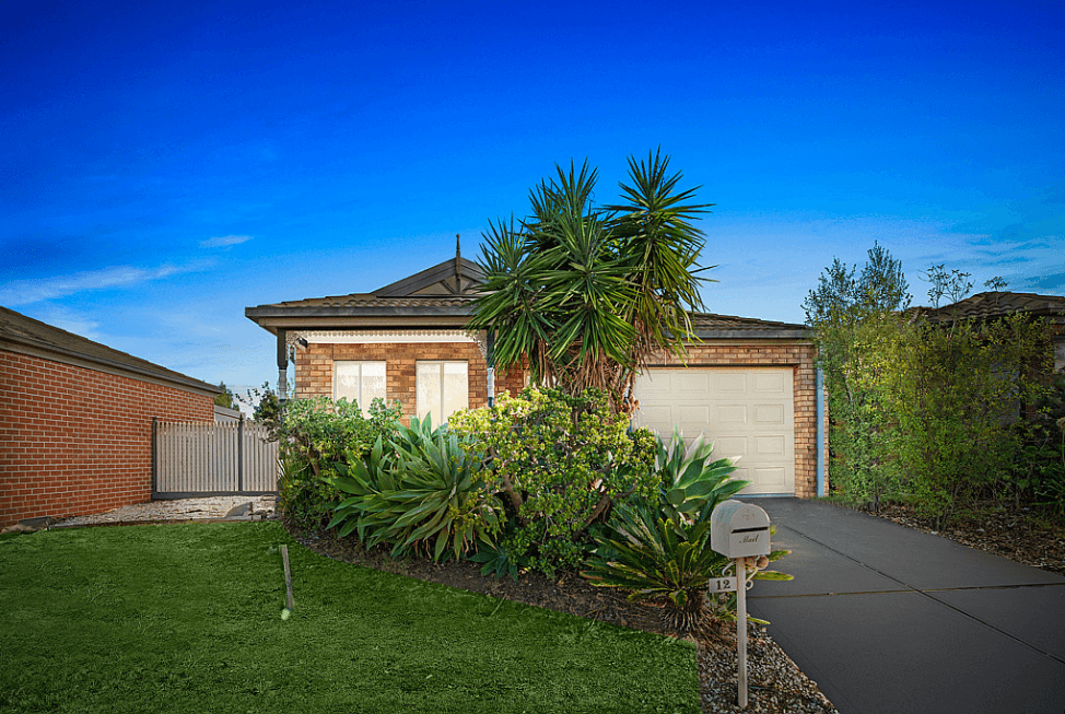 12 SILVER GUM ST, MANOR LAKES VIC 3024, 0 chambres, 0 salles de bain, House