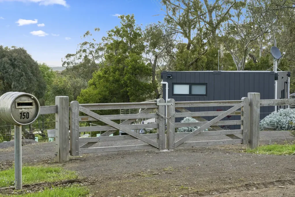 Yeodene Country Retreat with Otway Views