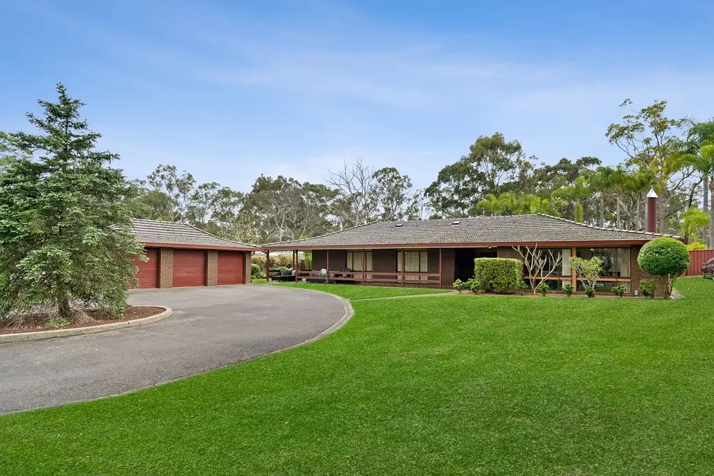 20 & 22 Kingdon Parade, Long Point, NSW 2564