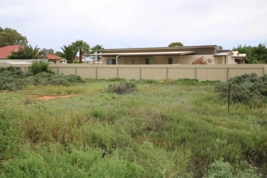 Stirling North LAND FOR SALE