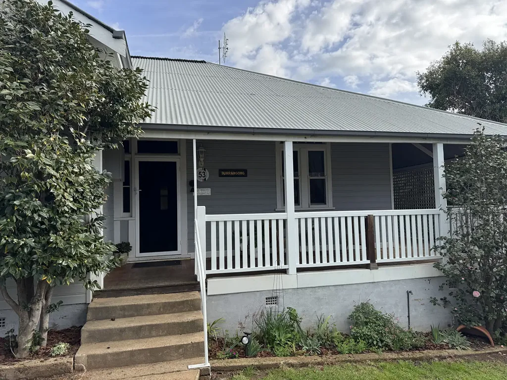 Character Cottage on the South side!