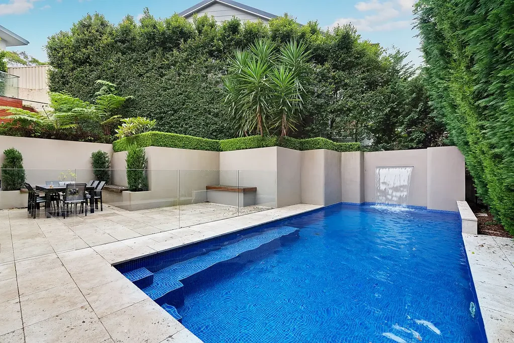 Large Family Home With Pool, Lock up Garage in Sought After Location!