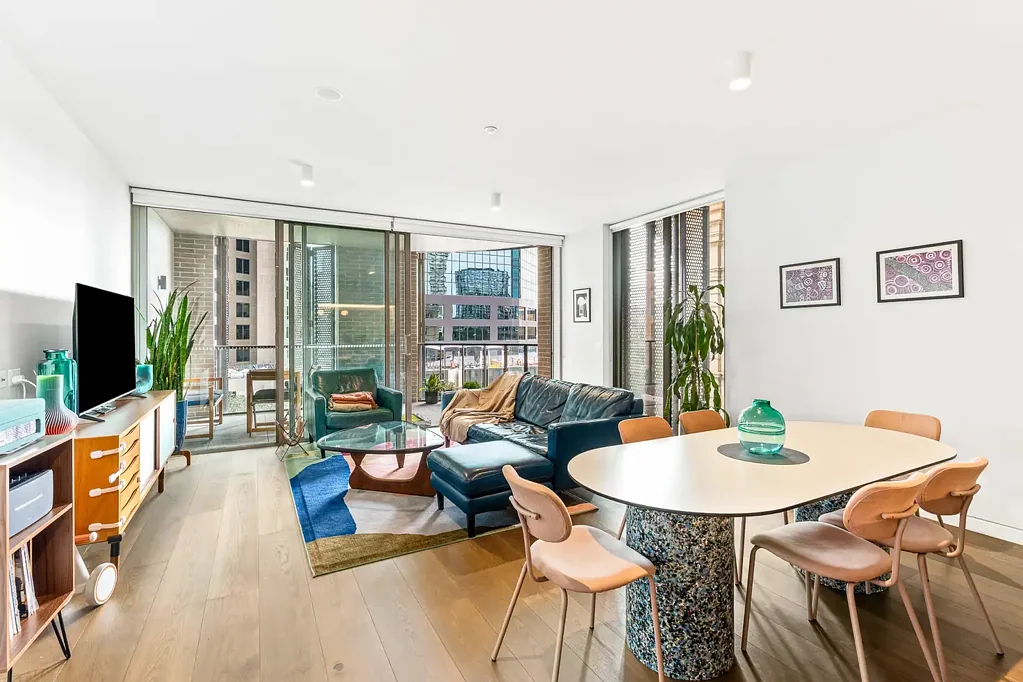 Sydney 2Phòng ngủ Loftus Lane Living with Harbour Bridge Views