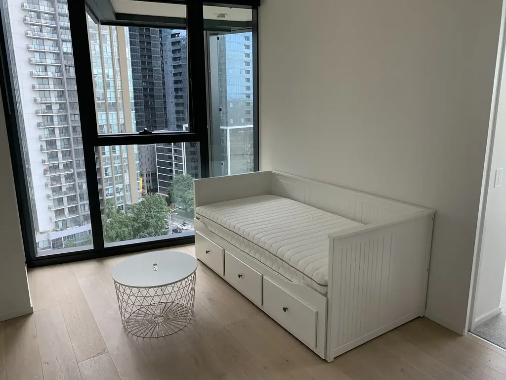 Experience the Pinnacle of Southbank Luxury