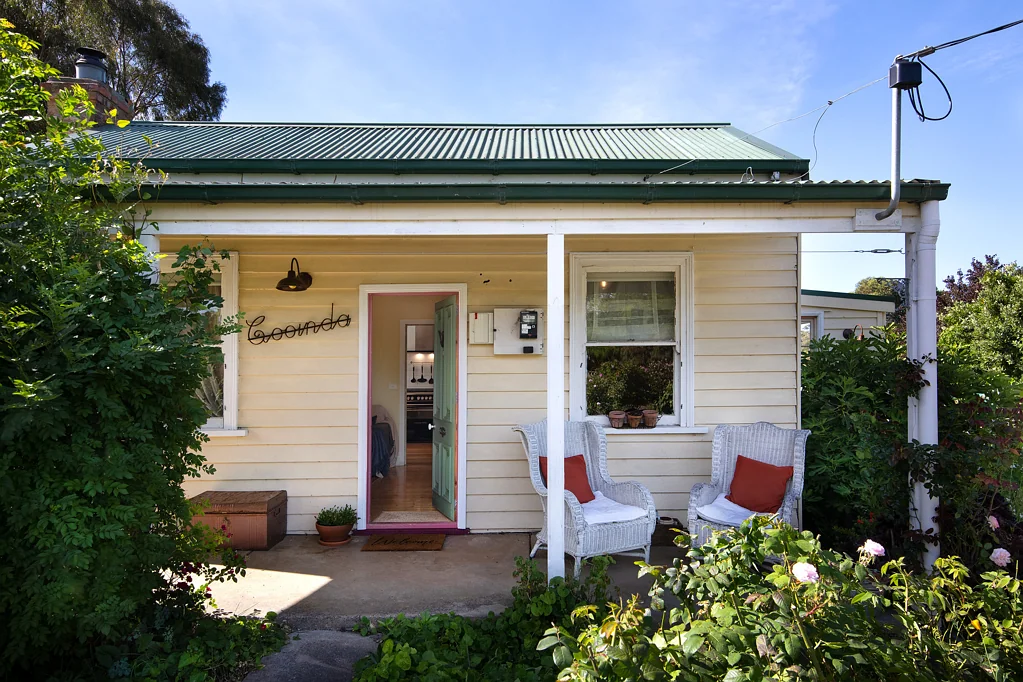 10 Adair Street, Maldon, VIC 3463