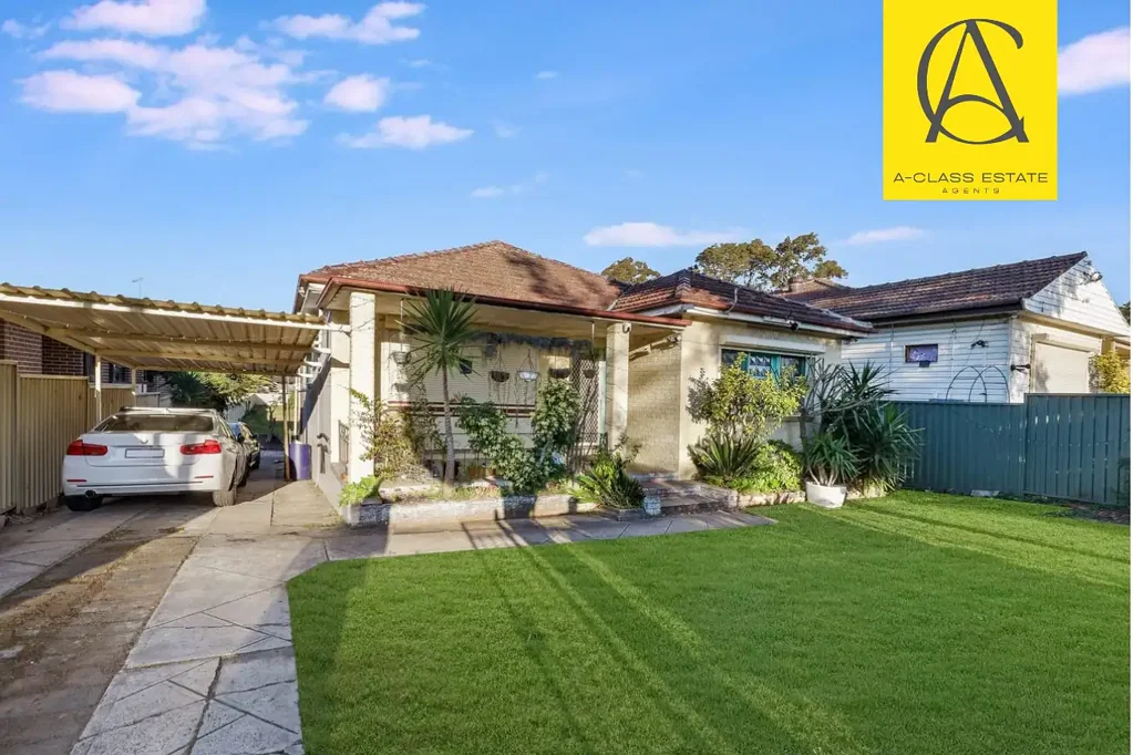 Charming Home!