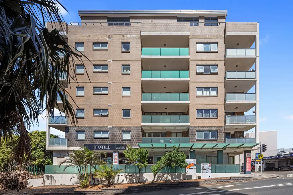 24/11-13 Treacy Street, Hurstville, NSW 2220
