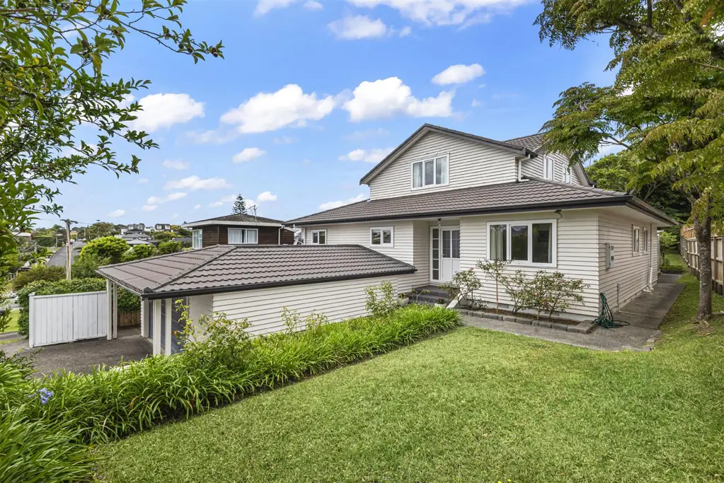 Takapuna 4 Bedroom A Rare Offering in the Heart of Hauraki