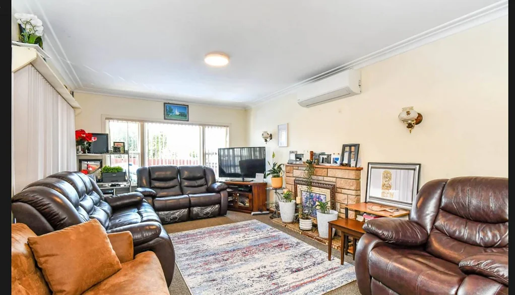 Mangere 3房  Endless Possibilities in Mangere East-809sqm Land!