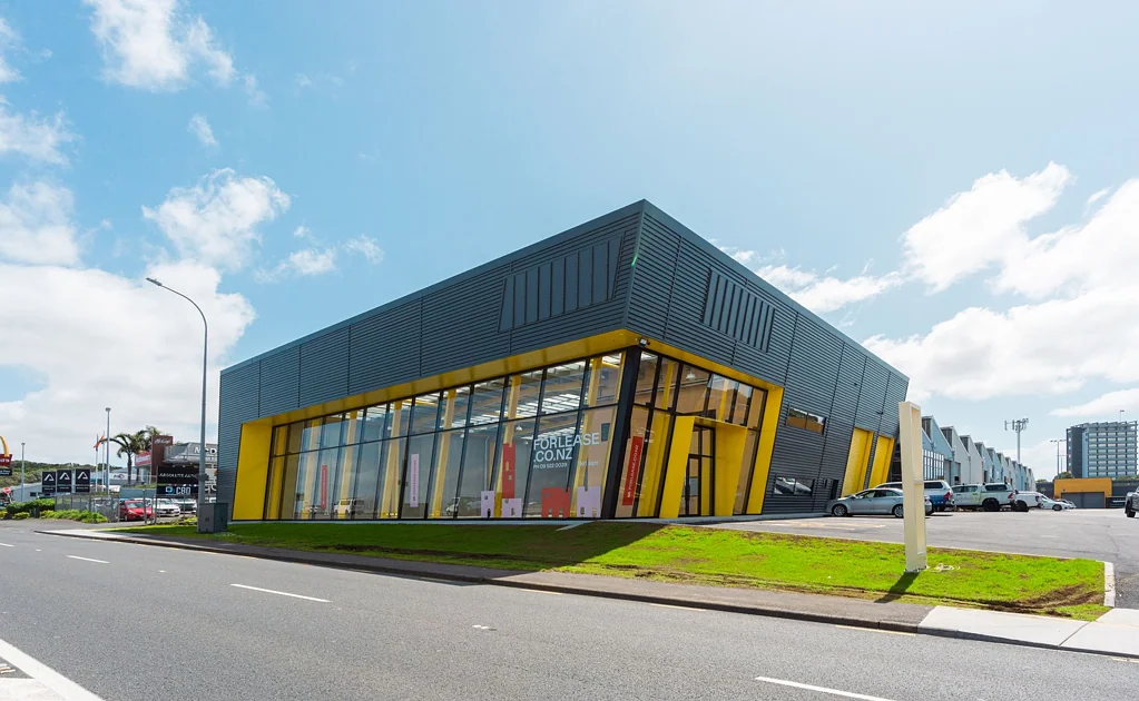 Penrose A-Grade Showroom & Warehouse with Prime Exposure