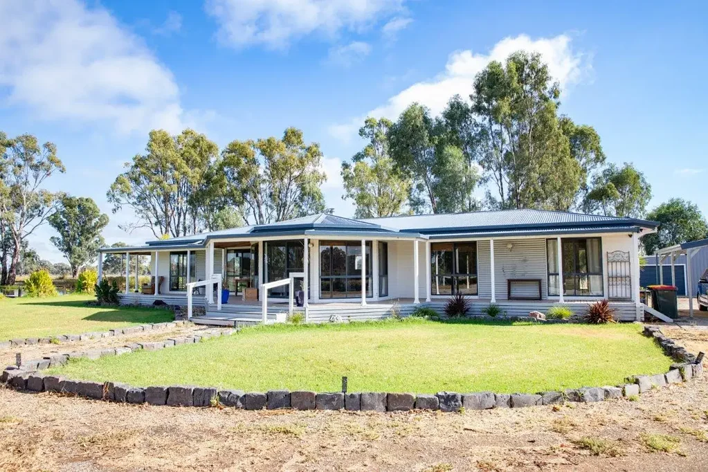 Koondrook 4chambre Relaxed rural lifestyle, town living.