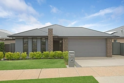 8 Ogilvy Road, Gawler East