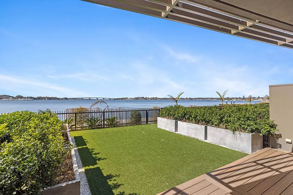 As New Waterfront Townhouse-Style Apartment