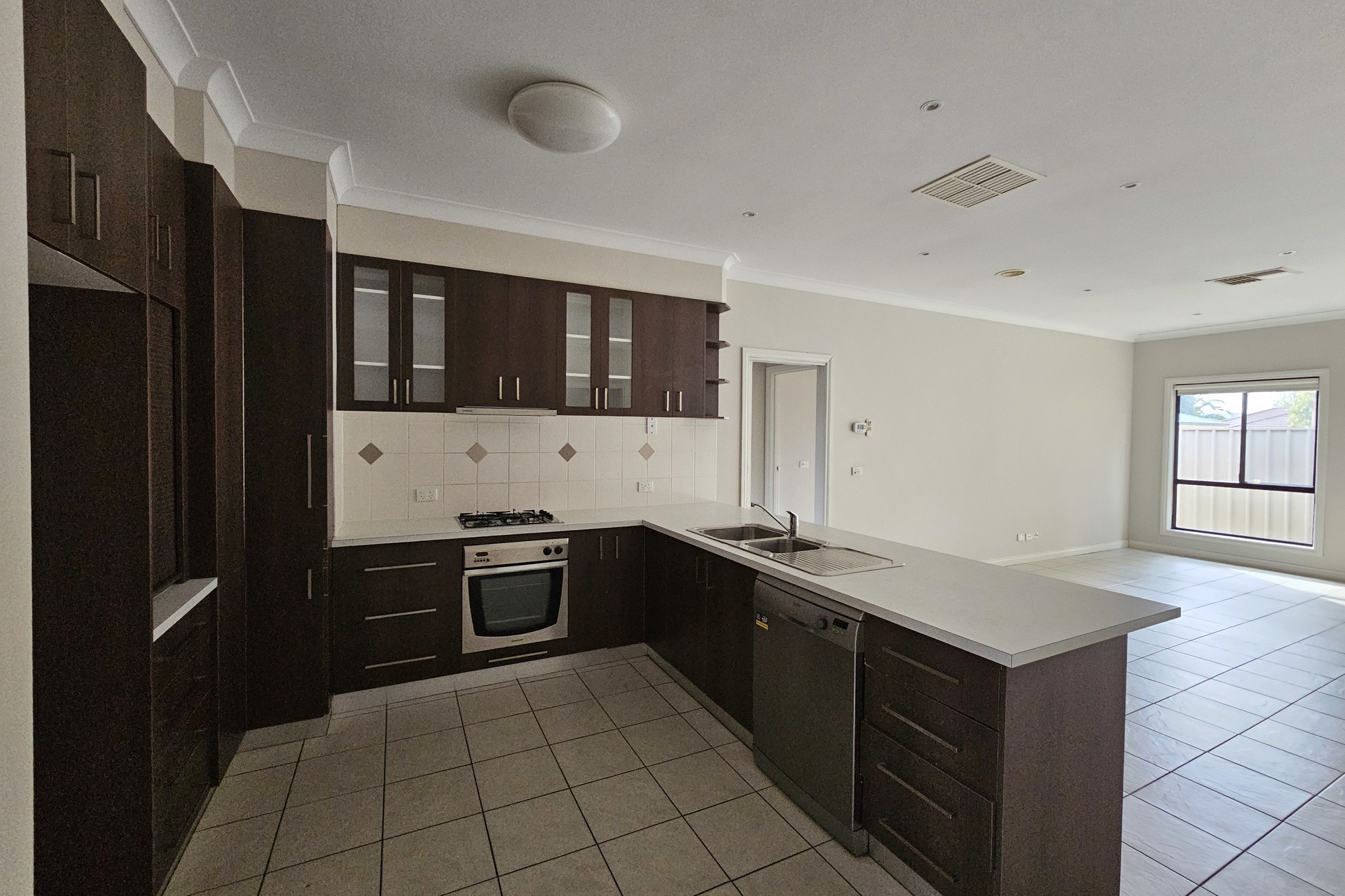 UNIT 2 15 NOEL ST, WODONGA VIC 3690, 0房, 0浴, Townhouse