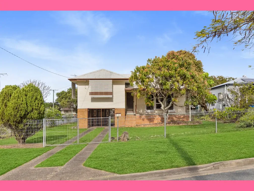 Acacia Ridge 3ਬੈੱਡਰੂਮ Character Filled Home on Corner Block with Subdivision Potential