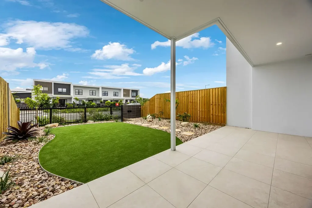 Palmview 4Phòng ngủ Brand New & Move-In Ready | Impressive Family Residence in Palmview! - REF: 4493