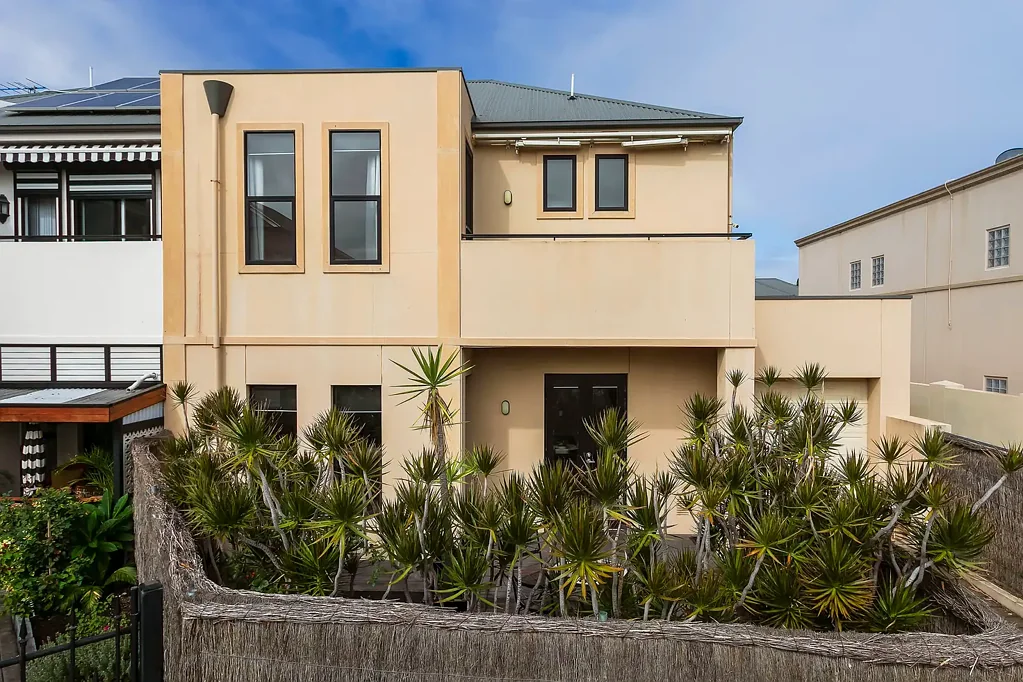40b High Street, Glenelg, SA 5045