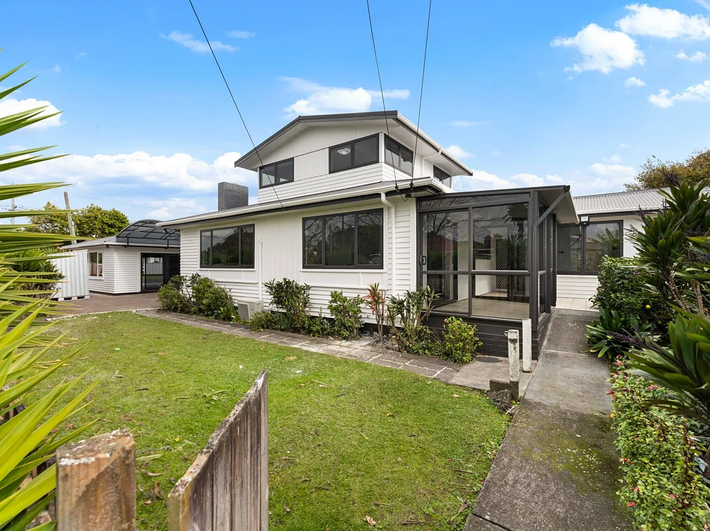 Papatoetoe 5બેડરૂમ Deadline brought forward (5pm 05.06.26)