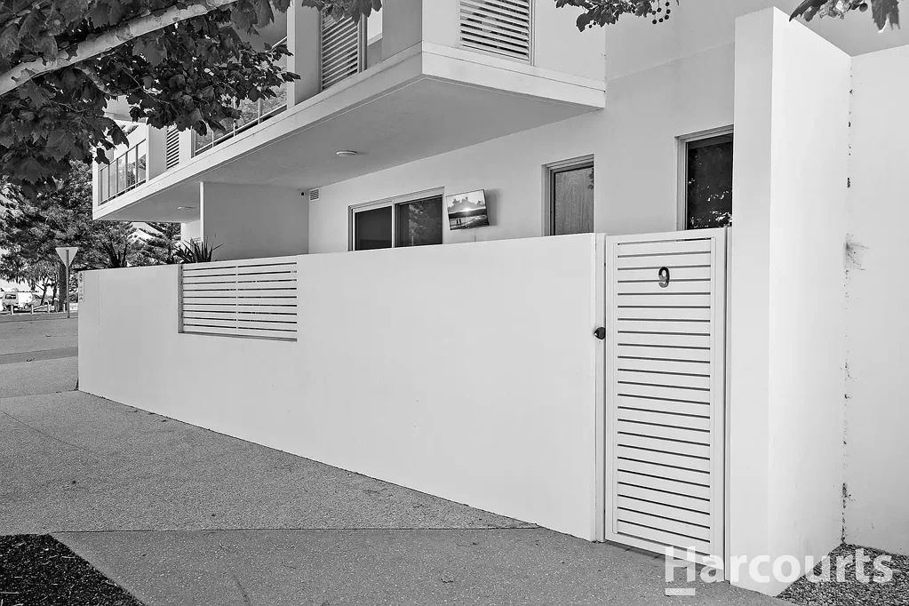 9/150 Boardwalk Boulevard, Halls Head, WA 6210