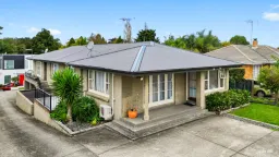 744 River Road, Chartwell