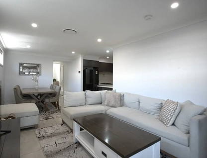 10 Correa Circuit, Gregory Hills, NSW 2557, 3房, 2浴, House