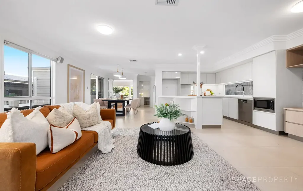 West End 4 Bedroom Inner City Living at Its Finest
