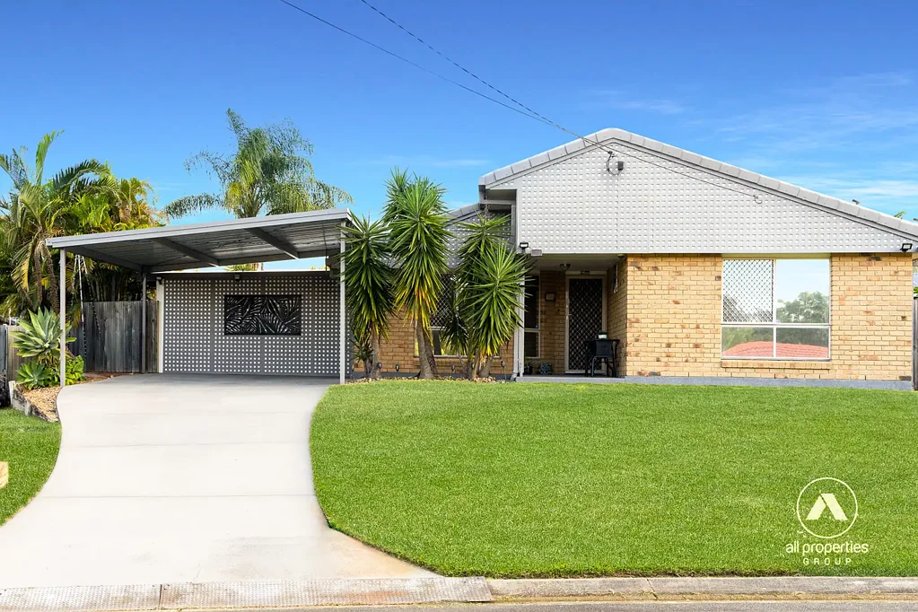 Boronia Heights 4બેડરૂમ Amazing opportunity to secure a gorgeous family home in quiet cul de sac, Nest or Invest with this charming beauty !!