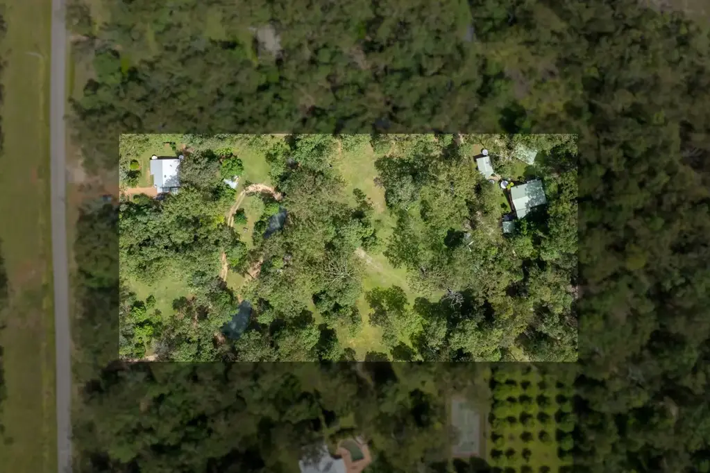 Ravenshoe 5房  Dual Dwellings + Granny Flat on 5 Acres