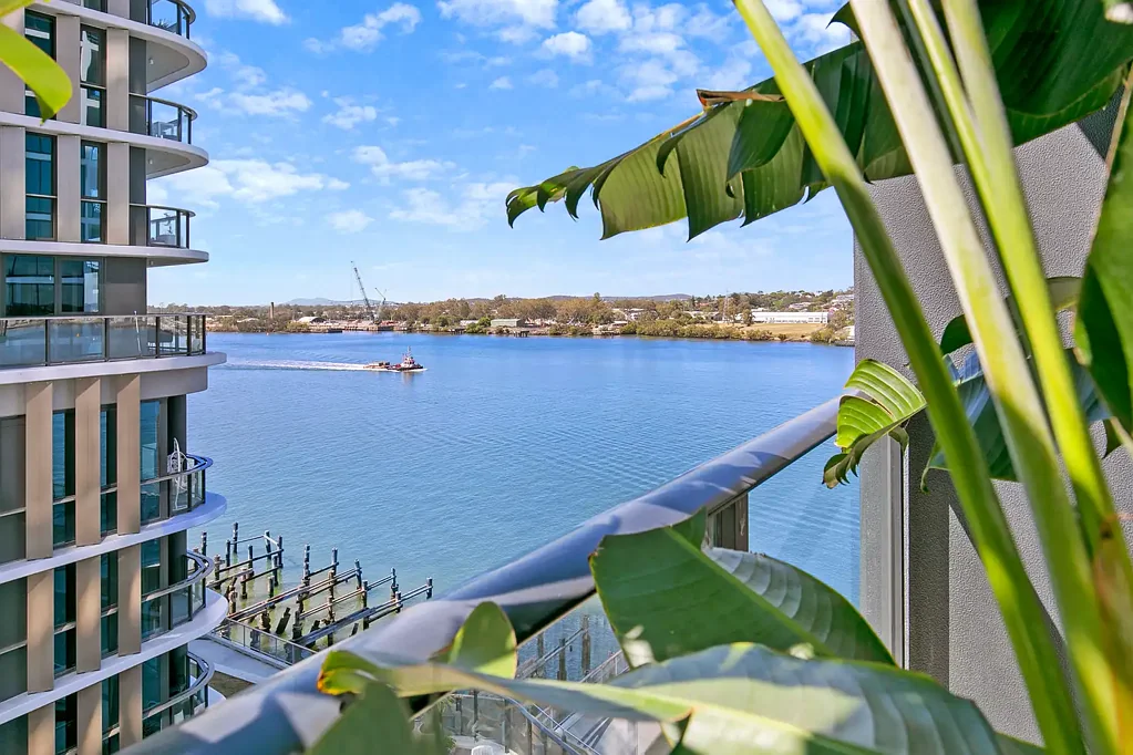 Hamilton 2ਬੈੱਡਰੂਮ Riverside Chic at Gallery House - 2 Bedrooms with Stunning Side River Views