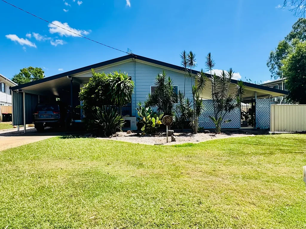 13 FLIGHT Drive, Moranbah, QLD 4744