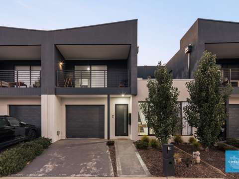 Deanside 3 Bedroom Contemporary Living in a Thriving Deanside Neighbourhood