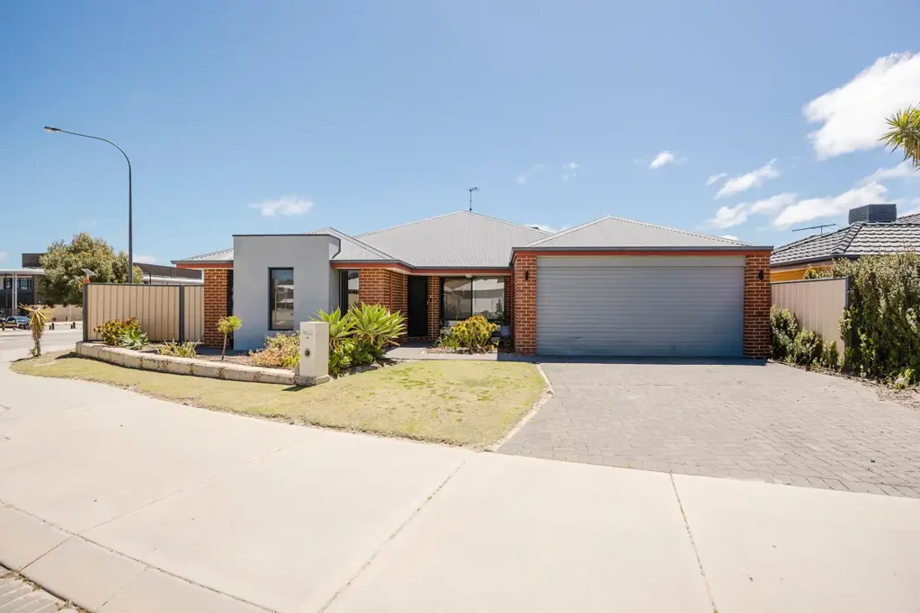 35 Blackwood Meander, Yanchep, WA 6035