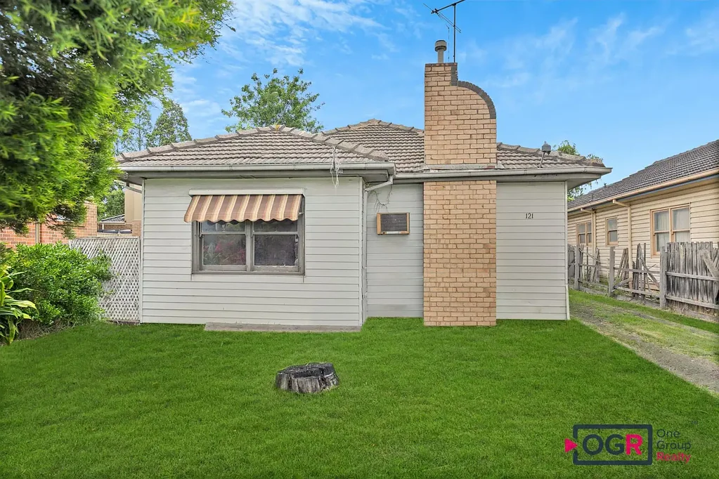 Unbeatable location in Reservoir!!
