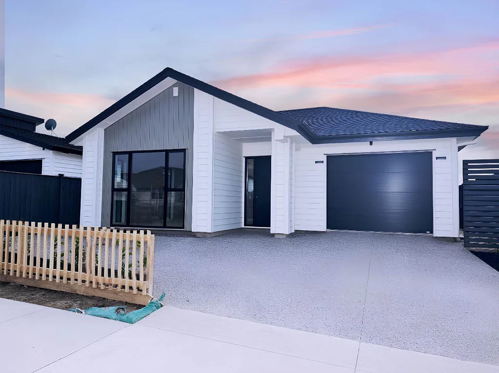 8 Tipu Crescent, Milldale, Rodney, Auckland