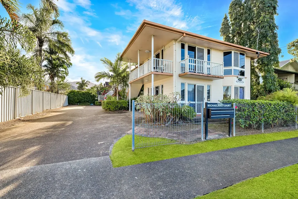 Manoora 2ਬੈੱਡਰੂਮ Easy Living in Manoora – Ground Floor Unit with Garage