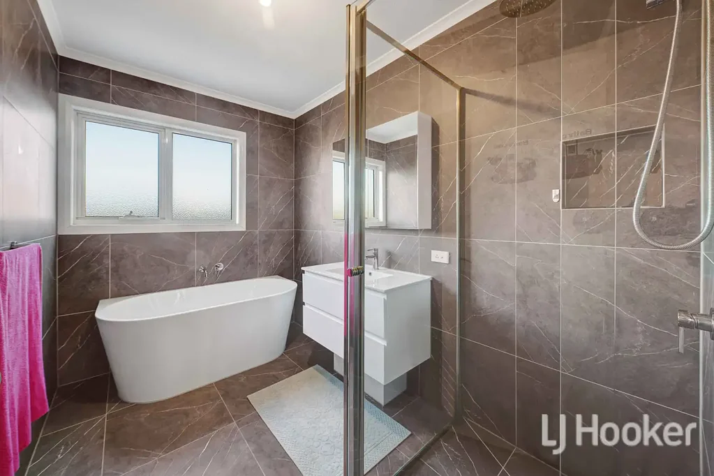 Melton 3Moenga Low-Maintenance, High Appeal