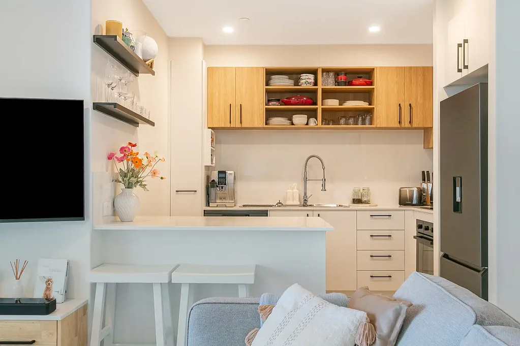 Tweed Heads South 2Zimmer Near-New Apartment Offering Lifestyle and Convenience