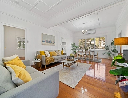 8 to 10 Boundary RD, Camp Hill, Brisbane - Eastern Region, 4 침실, 2 욕실, House