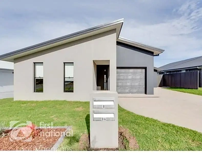 8/8A Santa Fe Close, Cameron Park, NSW 2285, 6房, 3浴, Apartment