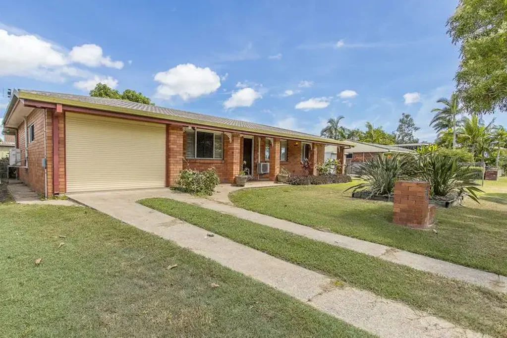 32 Rossiter Street, Cranbrook, QLD 4814